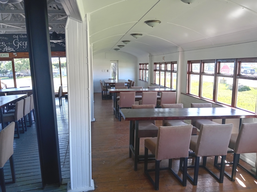 To Let Commercial Property for Rent in Kraaibosch Western Cape